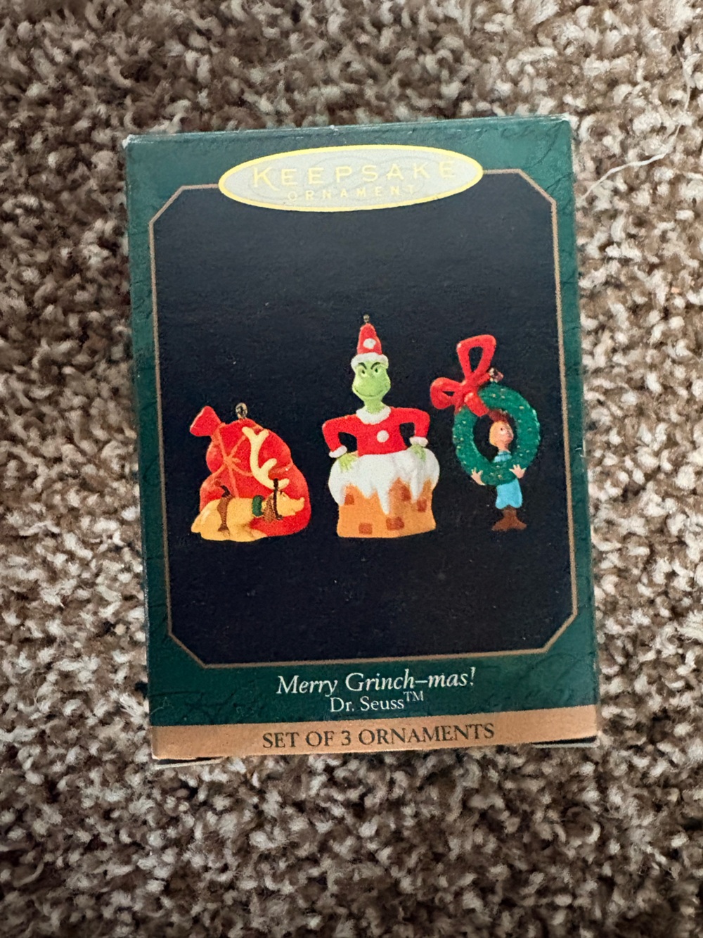 Dr. Seuss Grinch Holiday Ornament Set - Green Red